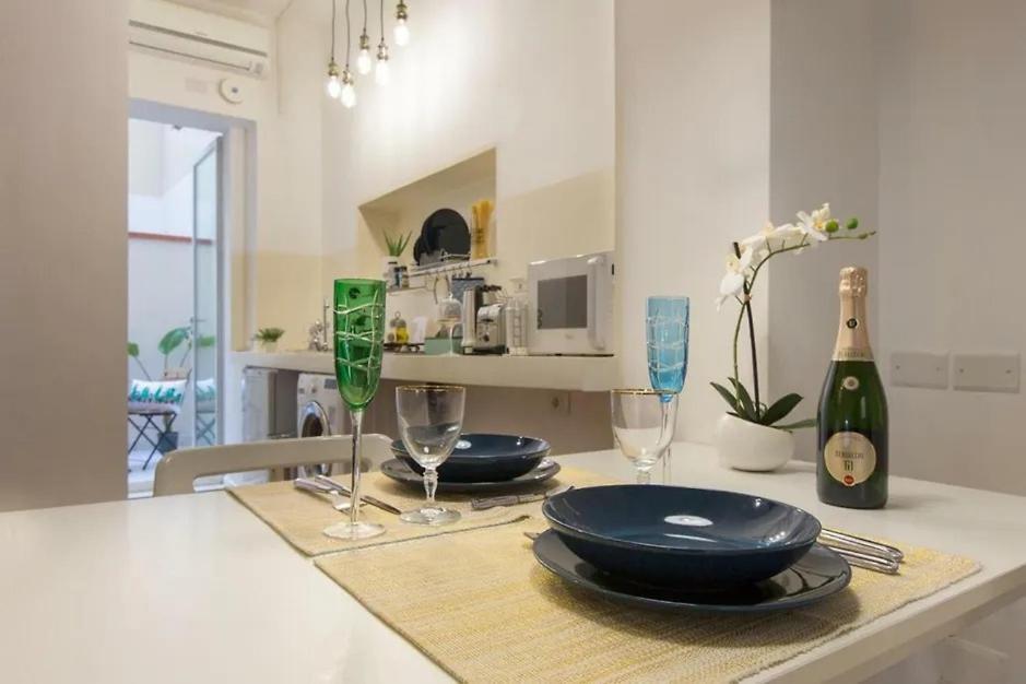 カリアリPiazza Martiri Flatアパートメント エクステリア 写真