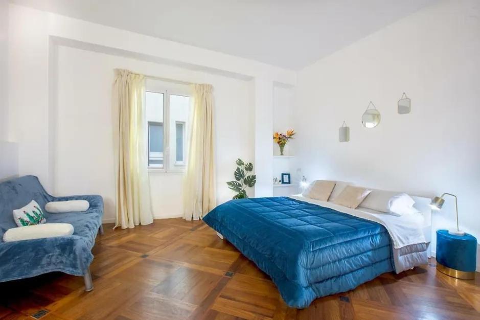 カリアリPiazza Martiri Flatアパートメント エクステリア 写真